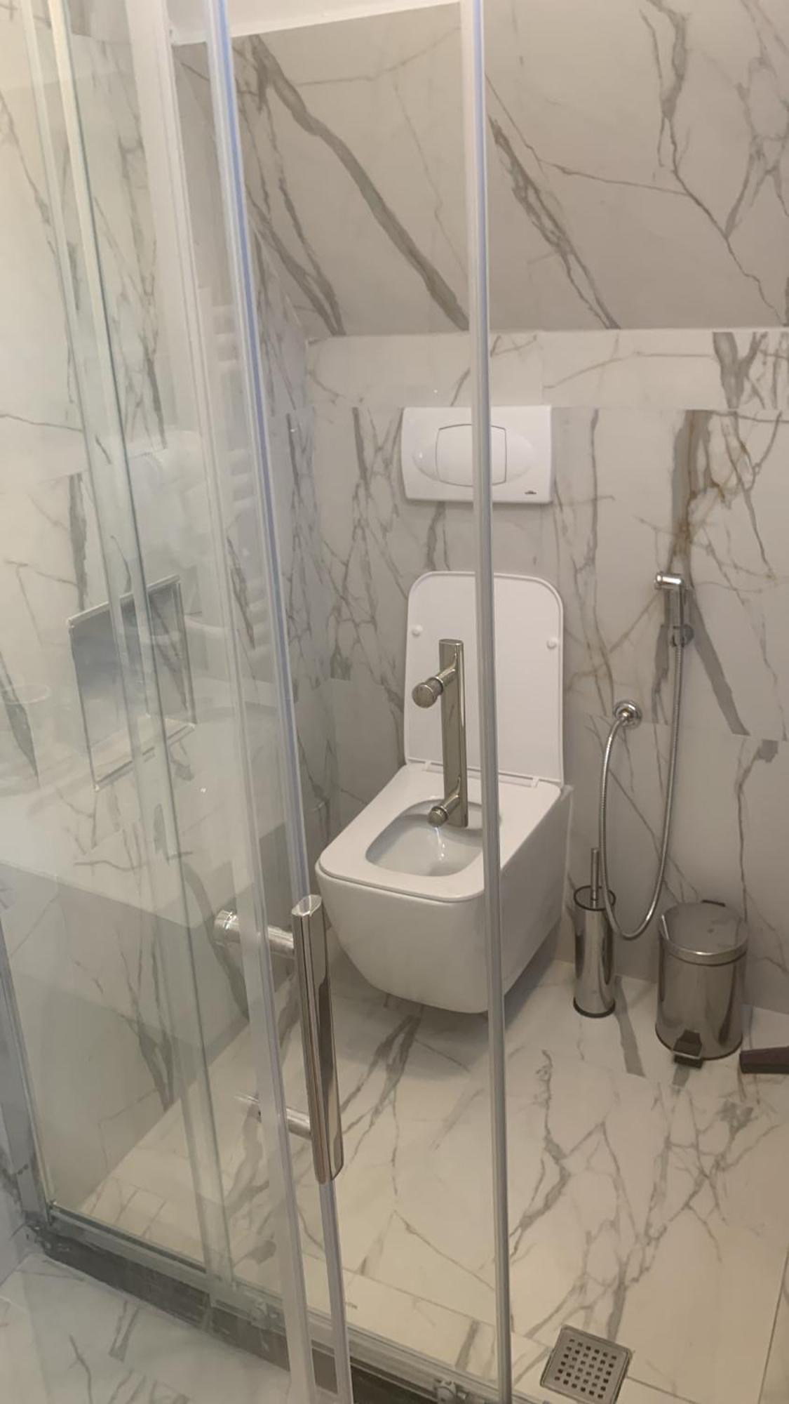 Guest House Astrit Villi Теті Екстер'єр фото